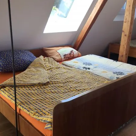 Apartment Uber Den Dächern: Aussichts-wohnung Mit Rheinblick Und Sport-pool