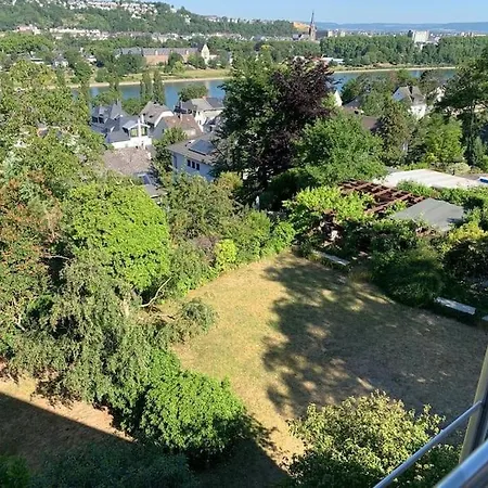 Ueber Den Daechern Von - Aussichts-wohnung Naturpark Rheinblick, Ruhig, Zentrumsnah, Sport-pool
